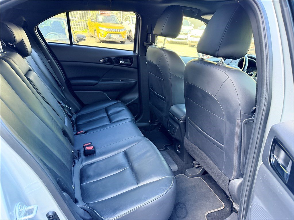 Mitsubishi Eclipse Cross - Photo 12