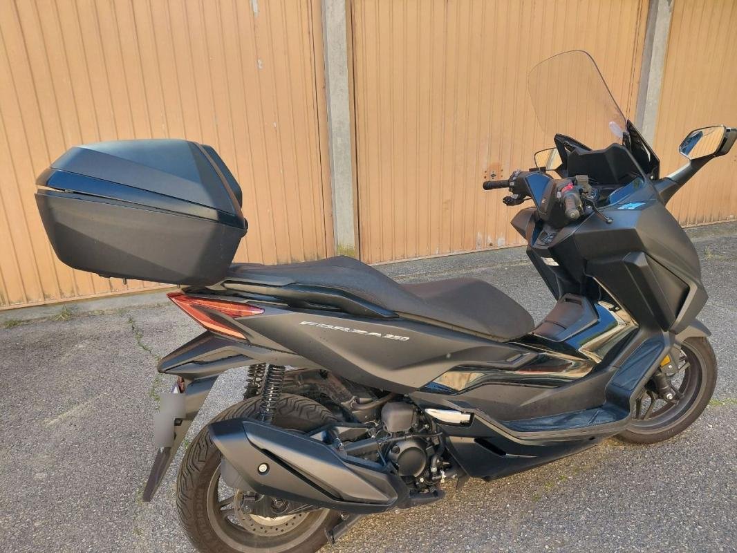 Honda Honda FORZA - Photo 2