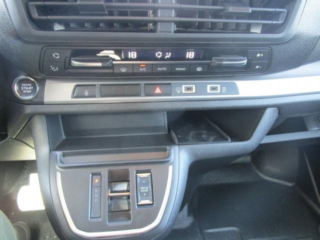 Citroën Jumpy - Photo 15