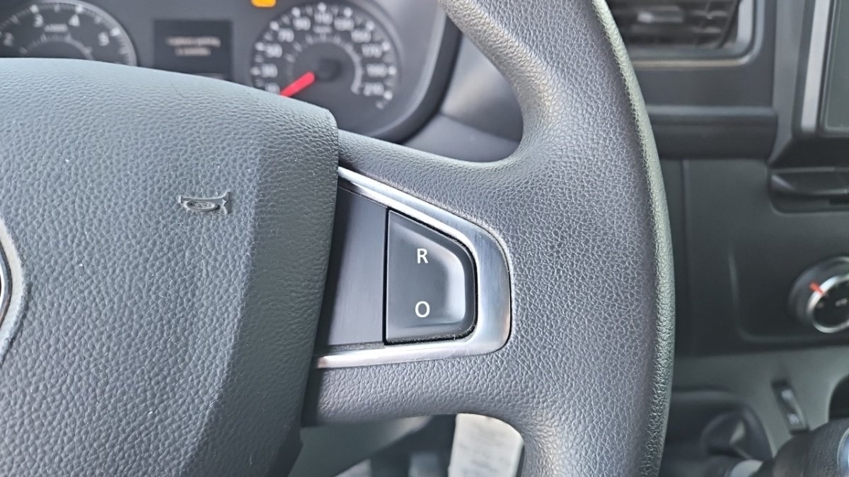 Renault Master - Photo 18