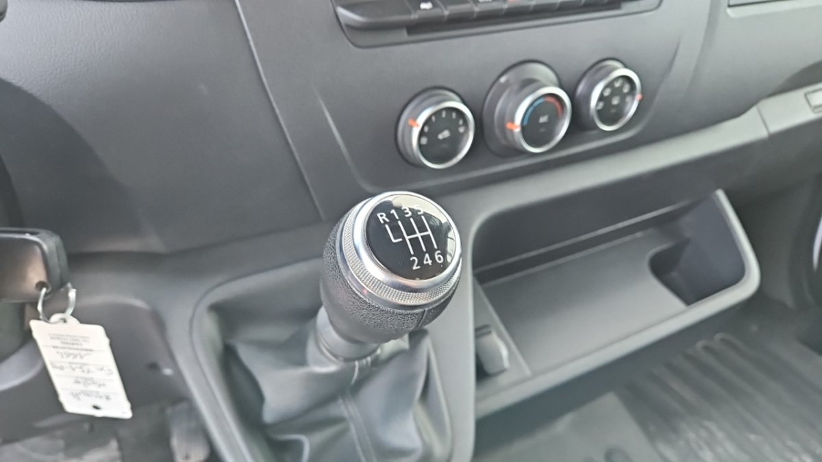 Renault Master - Photo 24