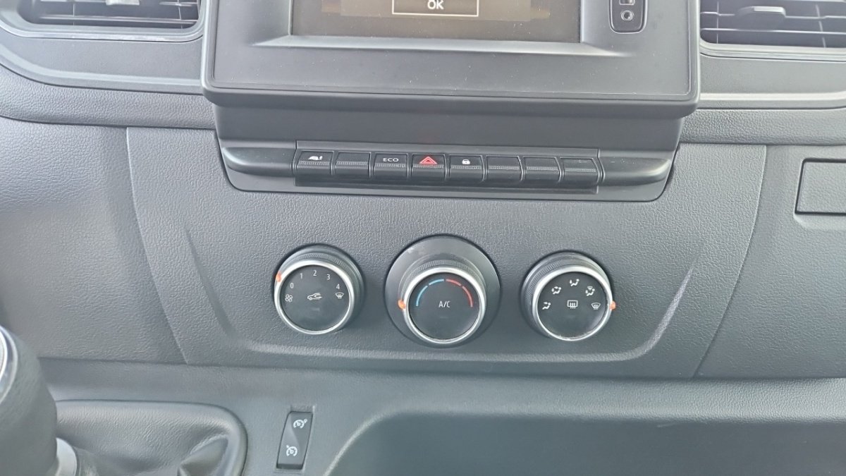 Renault Master - Photo 25