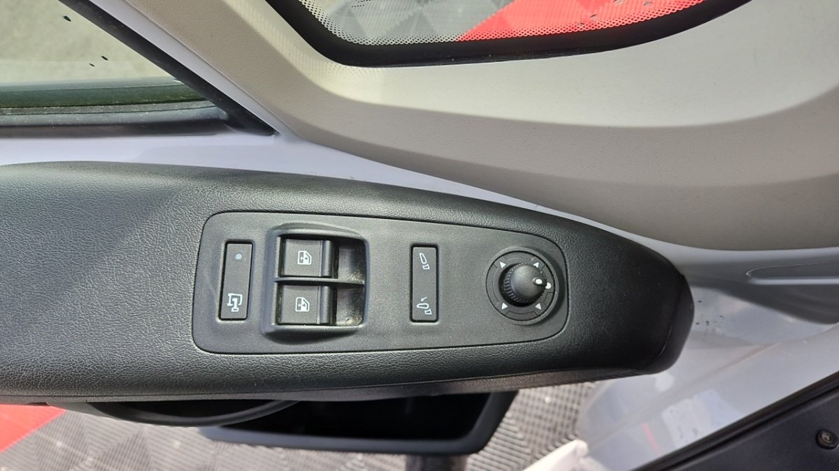 Peugeot Boxer - Photo 25