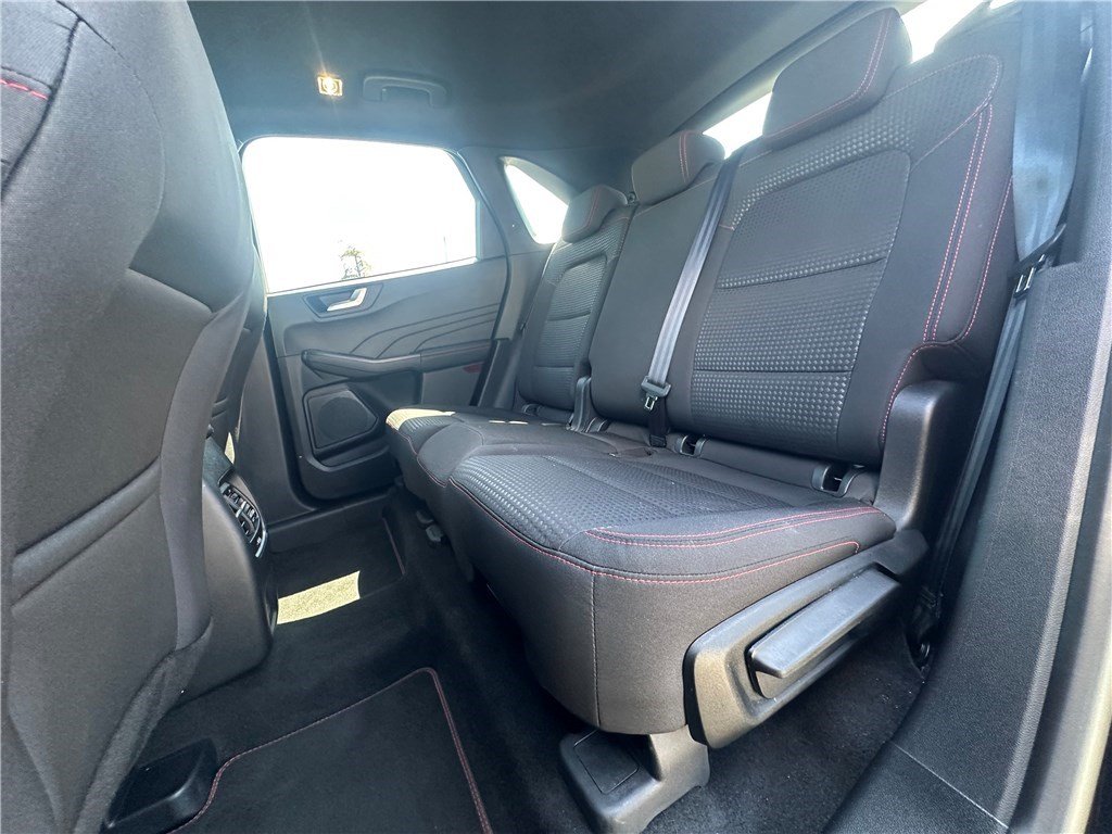 Ford Kuga - Photo 13