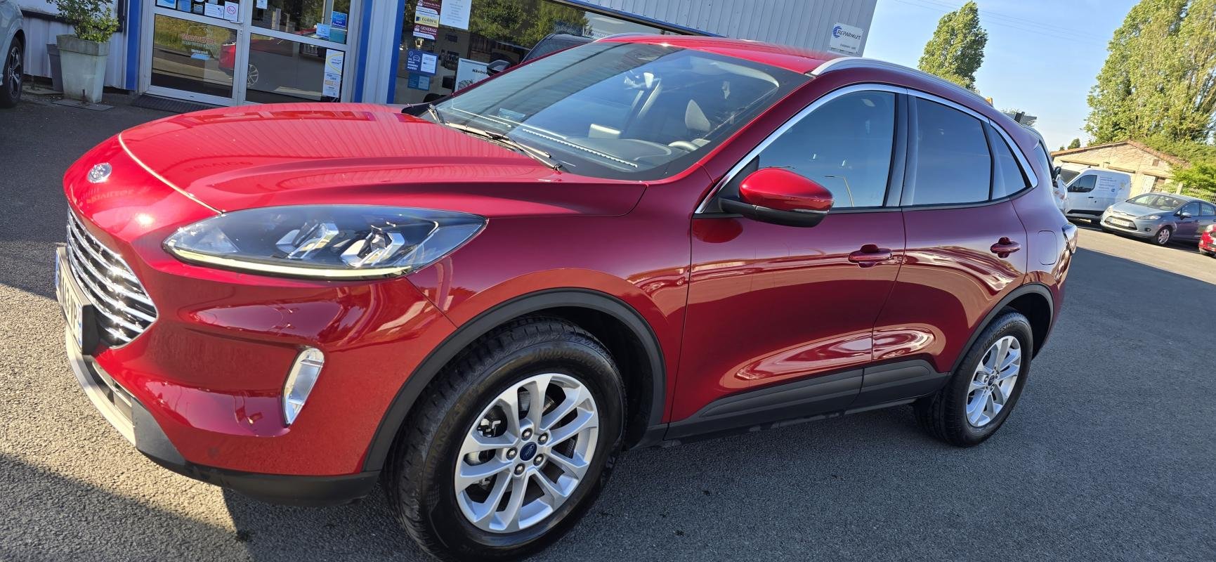 Ford Kuga - Photo 1