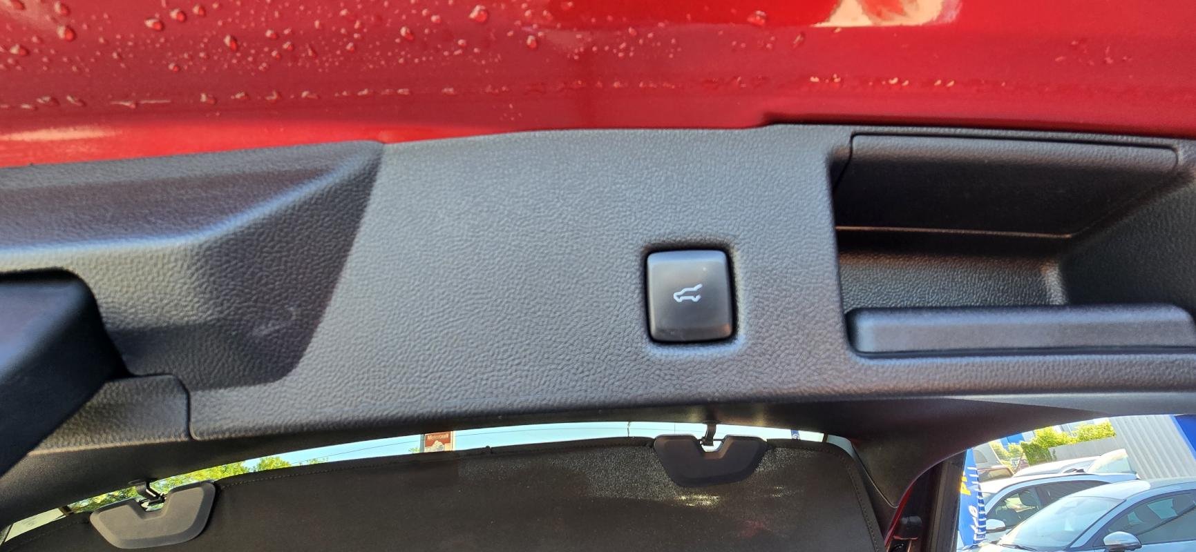 Ford Kuga - Photo 12