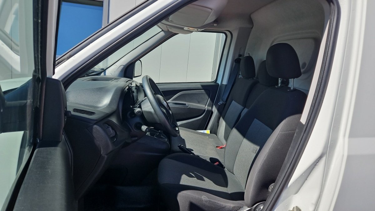 Fiat Doblo Cargo - Photo 13