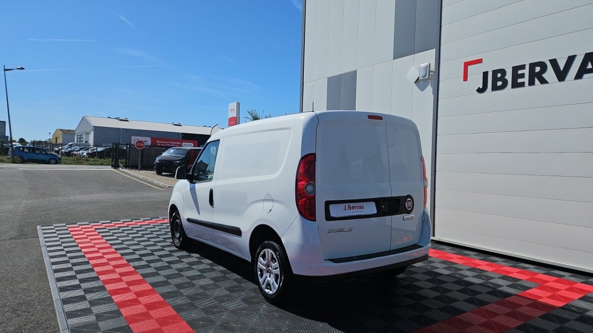 Fiat Doblo Cargo - Photo 3