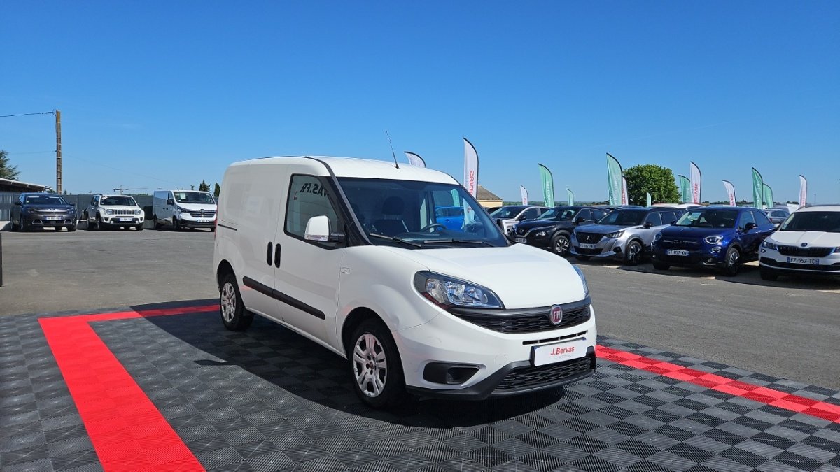 Fiat Doblo Cargo - Photo 6