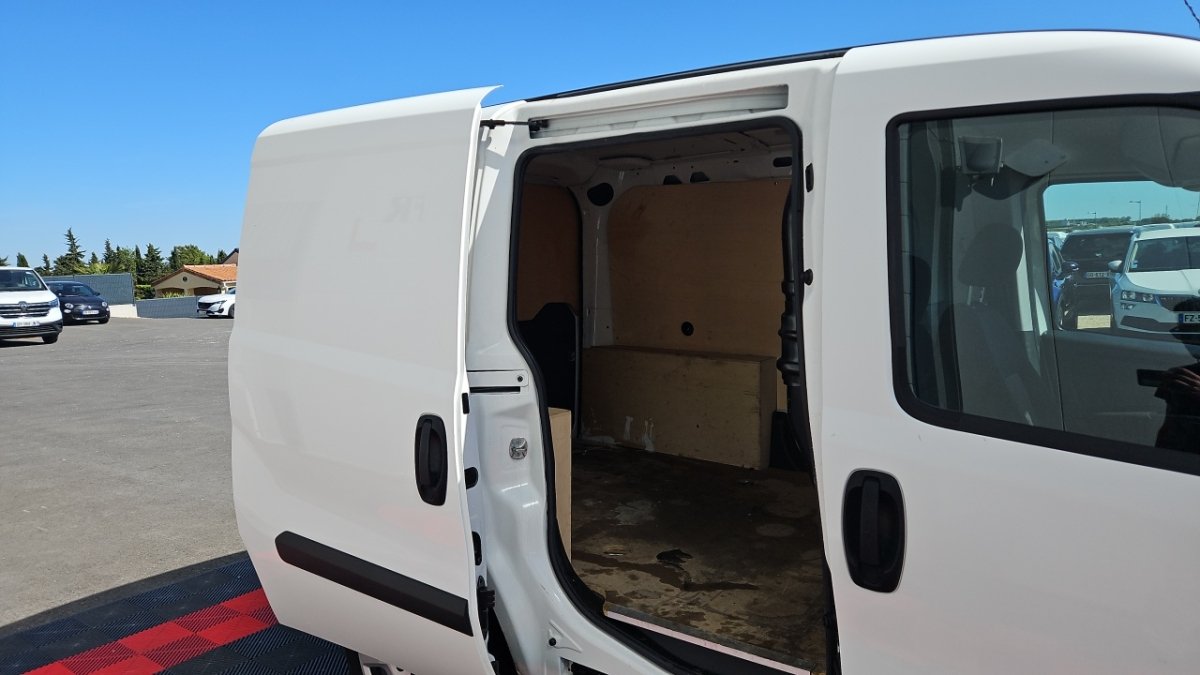 Fiat Doblo Cargo - Photo 10