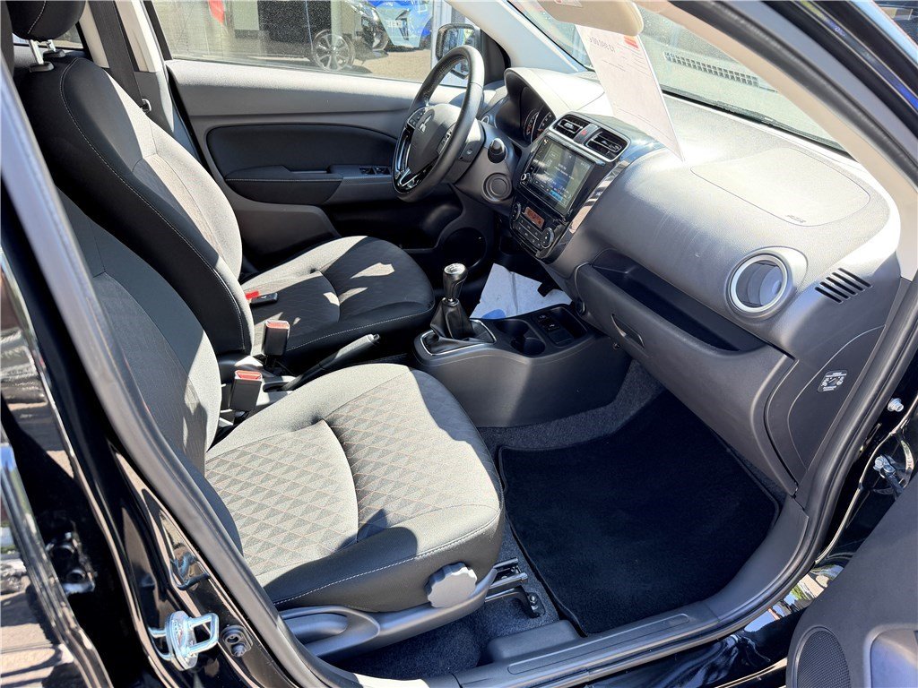 Mitsubishi Space Star - Photo 12