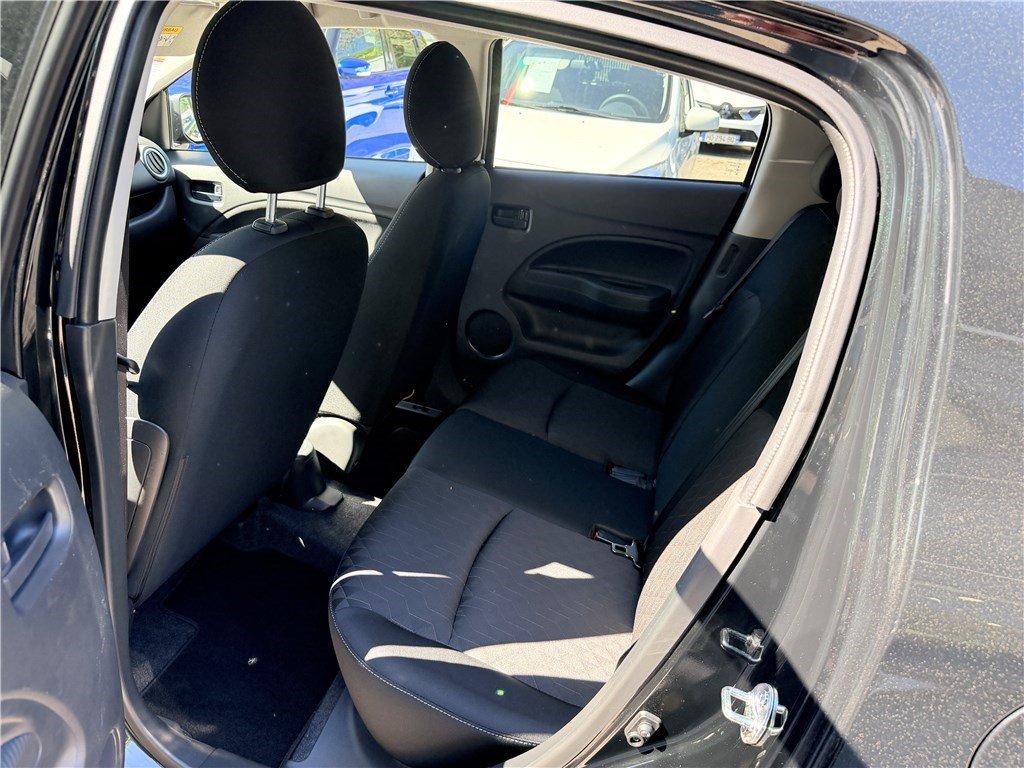 Mitsubishi Space Star - Photo 13