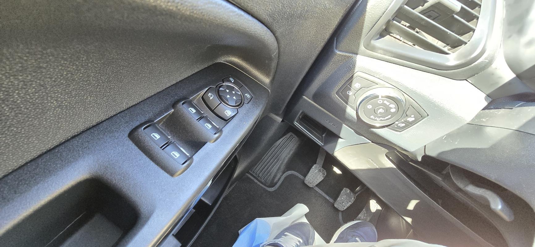 Ford EcoSport - Photo 16
