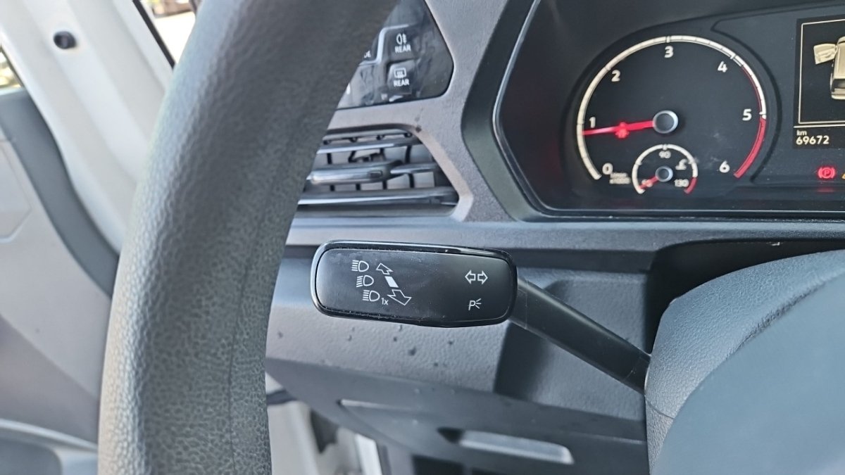Volkswagen Caddy - Photo 20