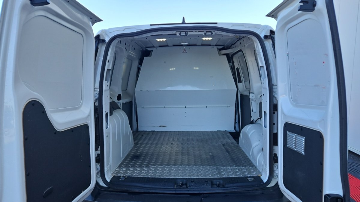 Volkswagen Caddy - Photo 9