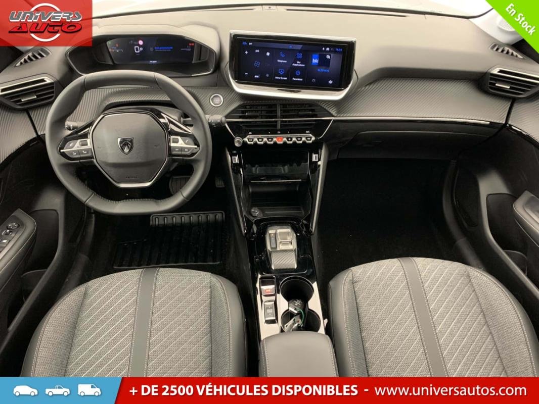 Peugeot 208 - Photo 12