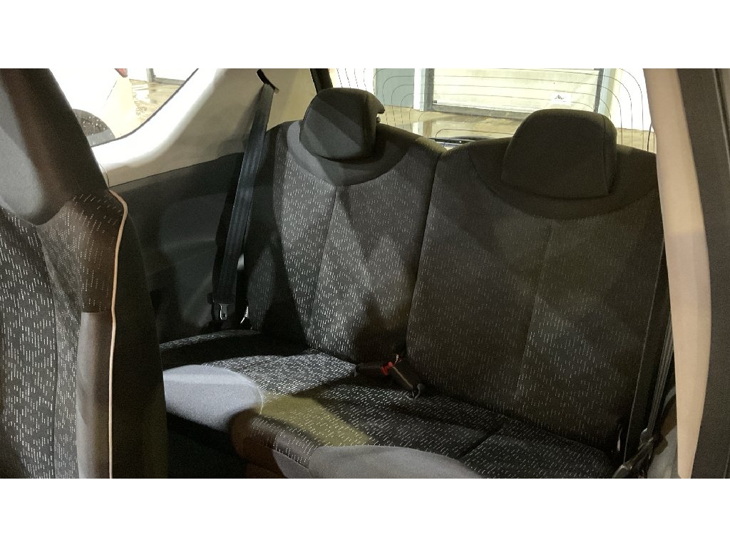 Peugeot 107 - Photo 7