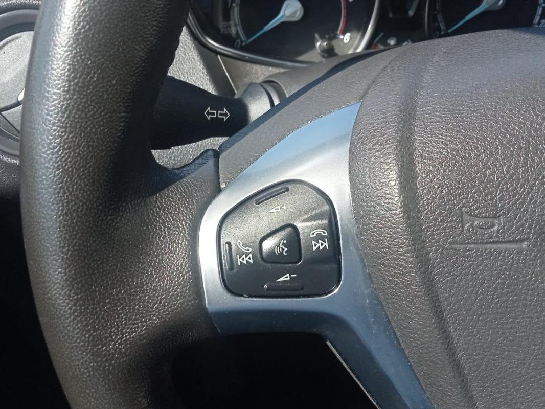 Ford Tourneo Connect - Photo 13