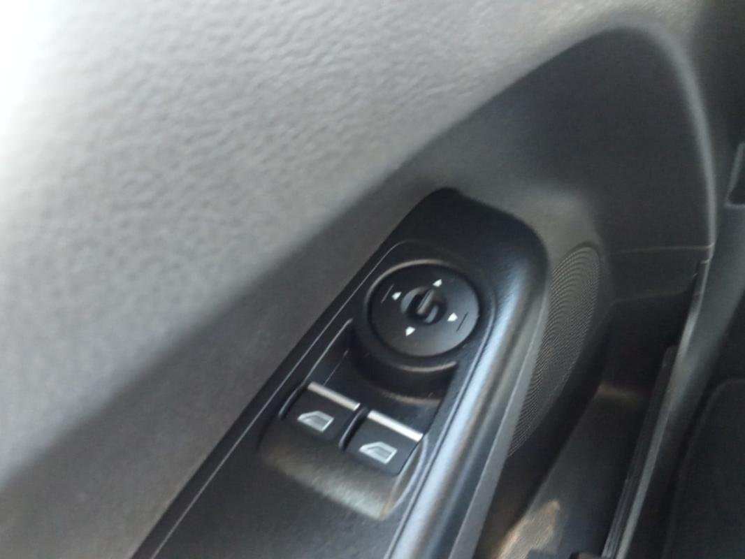 Ford Tourneo Connect - Photo 19