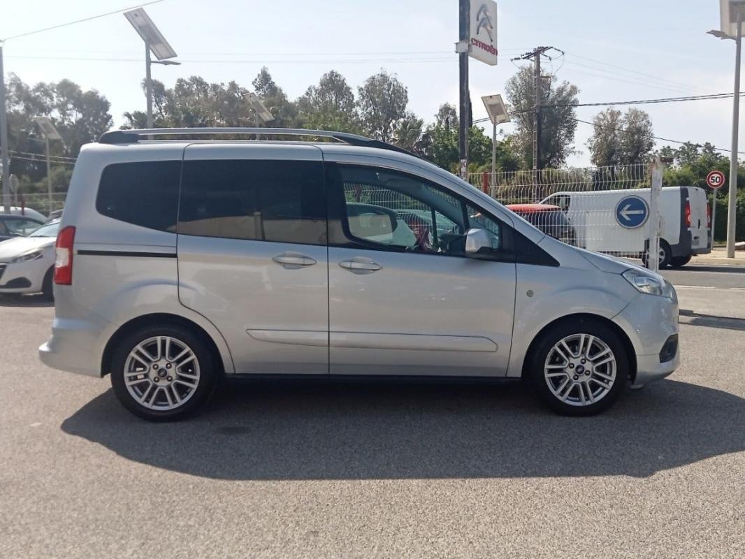 Ford Tourneo Connect - Photo 47
