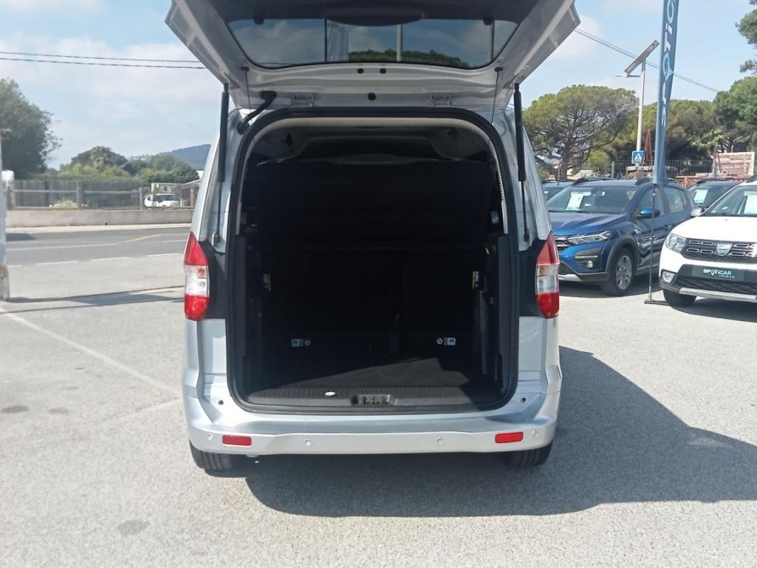 Ford Tourneo Connect - Photo 6