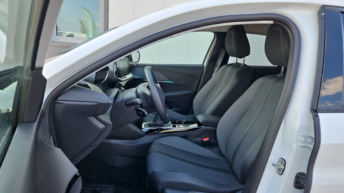 Peugeot 208 - Photo 13
