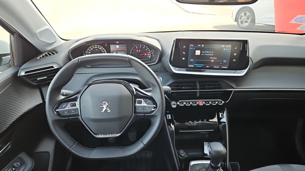 Peugeot 208 - Photo 14