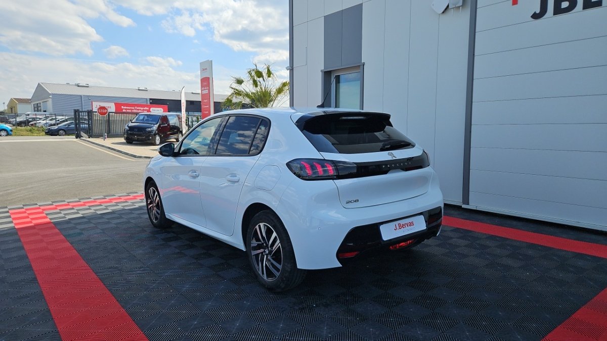 Peugeot 208 - Photo 3