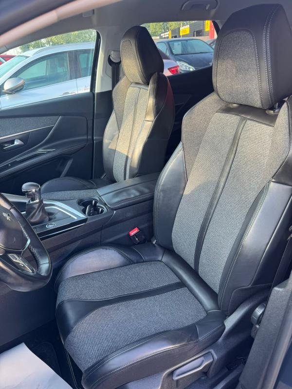 Peugeot 3008 - Photo 6