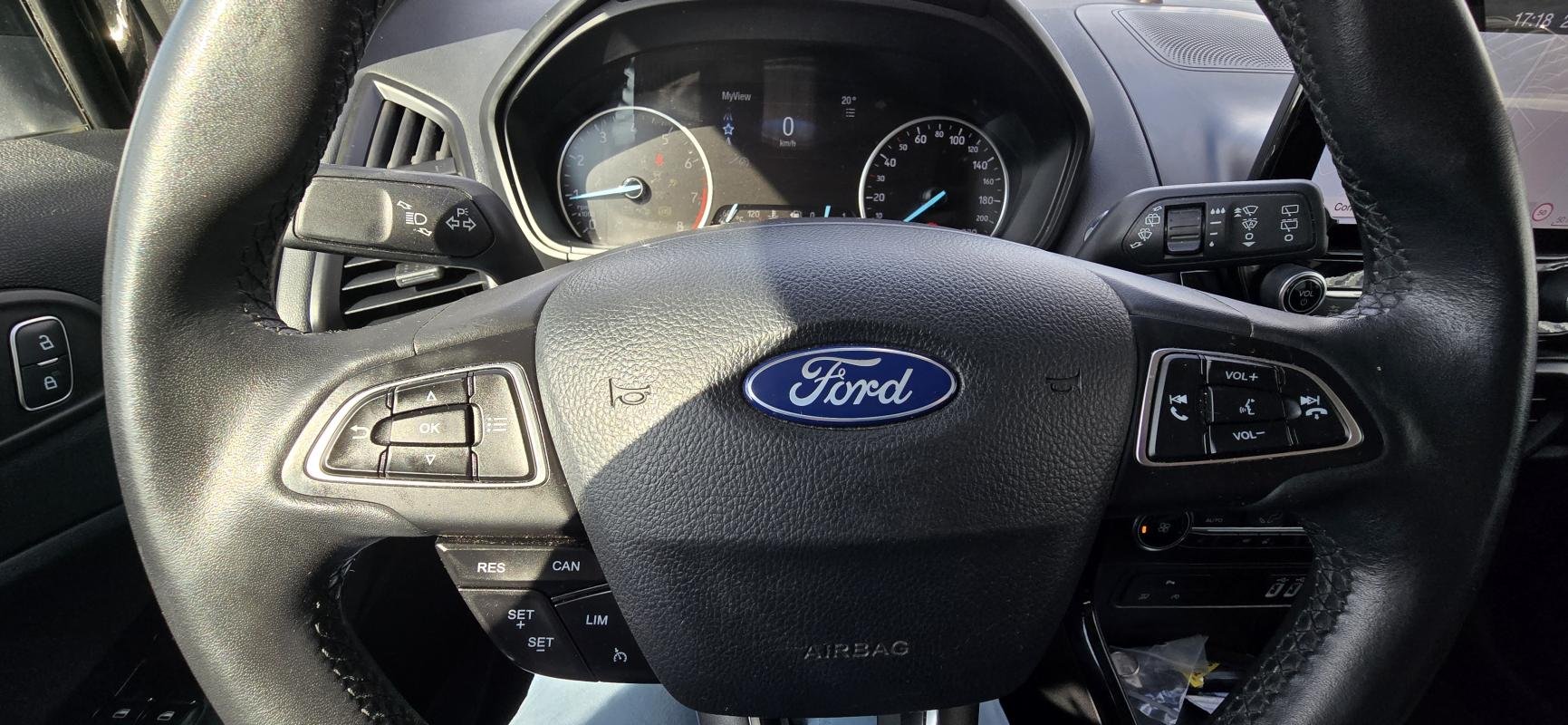 Ford EcoSport - Photo 18