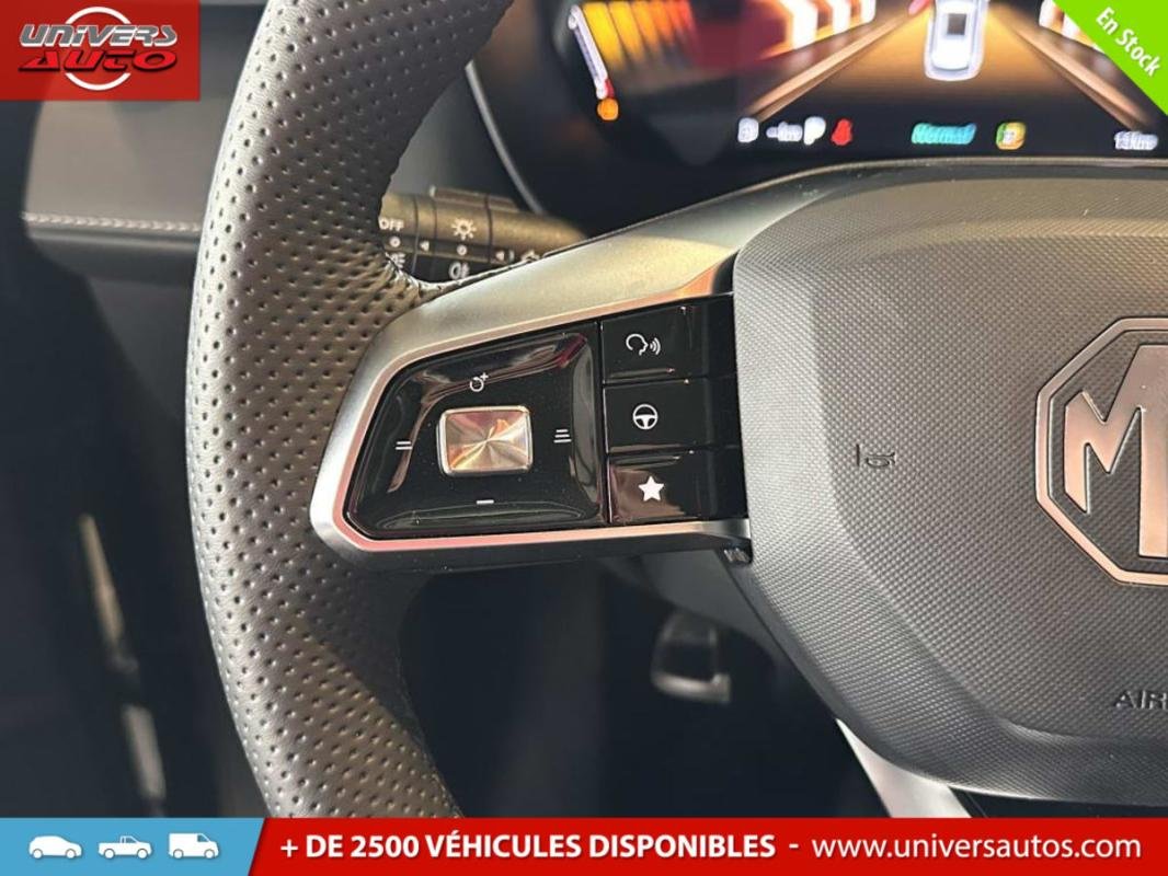 MG ZS - Photo 13