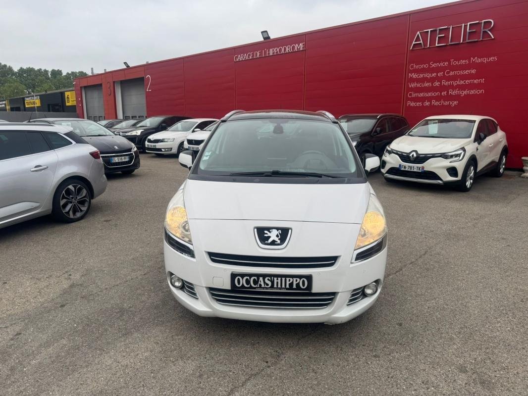 Peugeot 5008 - Photo 1