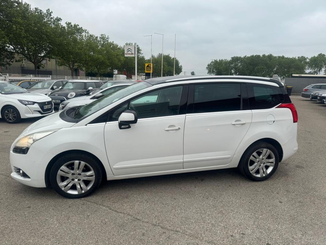 Peugeot 5008 - Photo 3