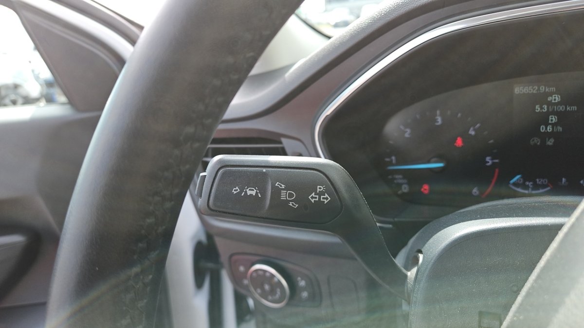 Ford Focus - Photo 22