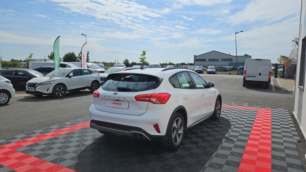 Ford Focus - Photo 5