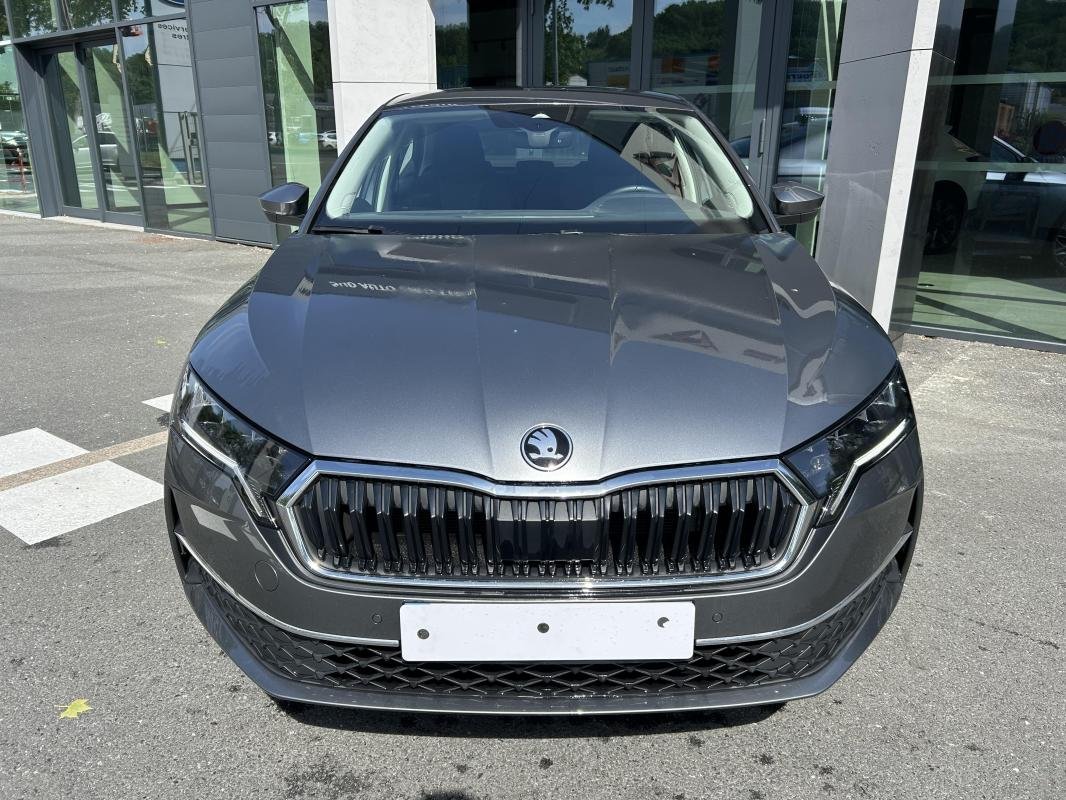 Skoda Octavia - Photo 2