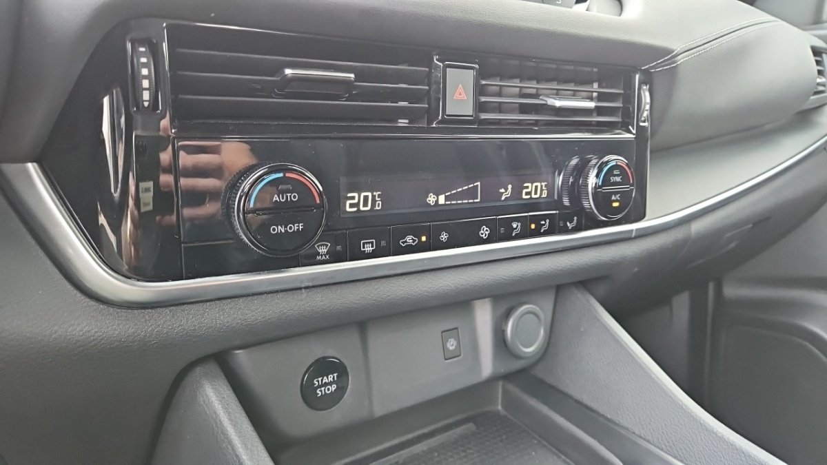 Nissan Qashqai - Photo 25