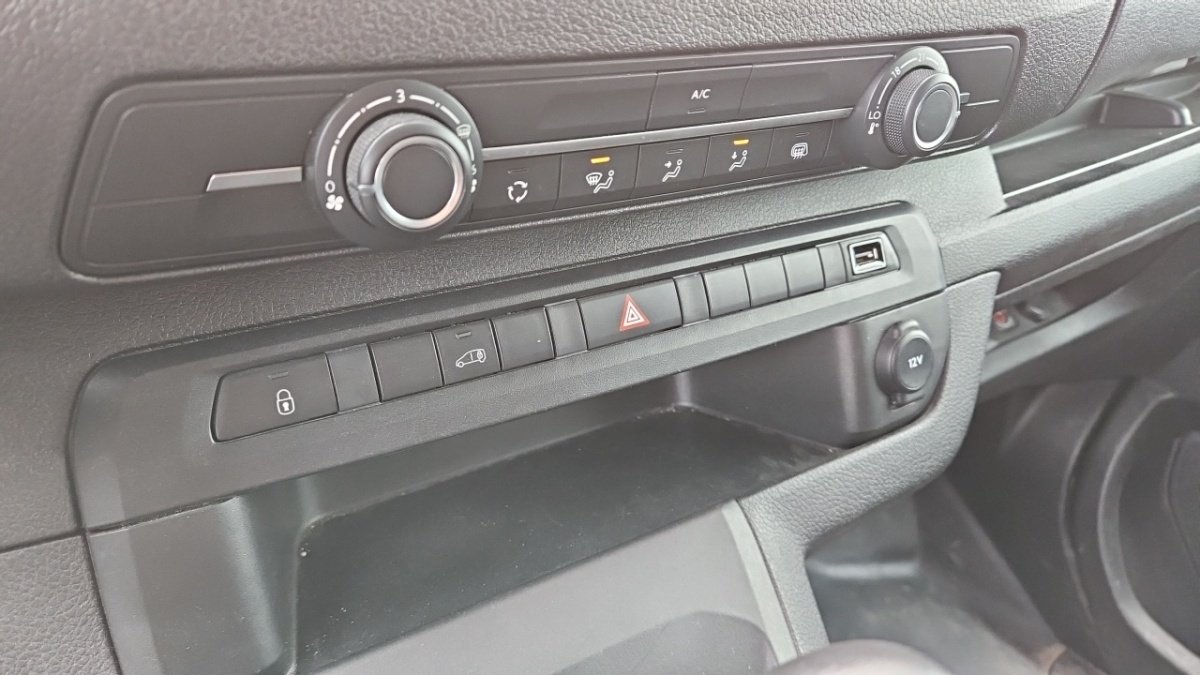 Peugeot Expert - Photo 26