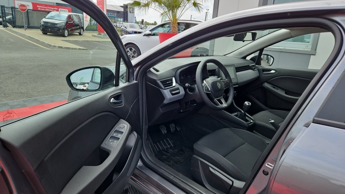 Renault Clio - Photo 12