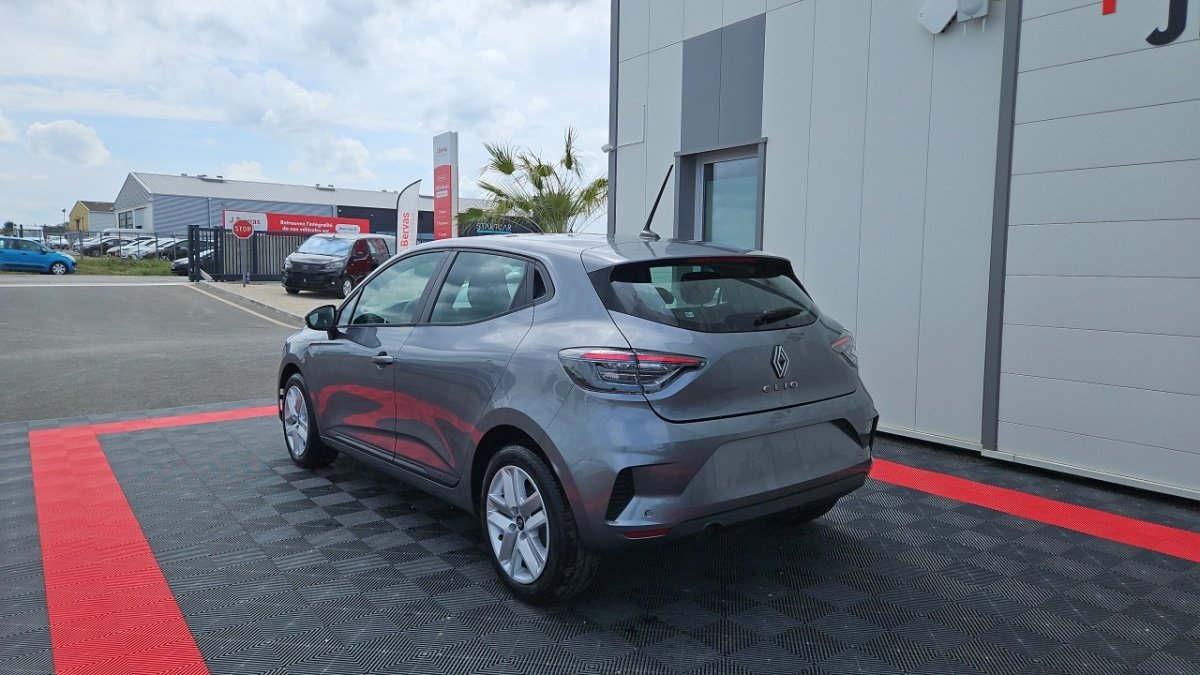 Renault Clio - Photo 3