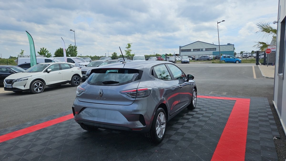 Renault Clio - Photo 5
