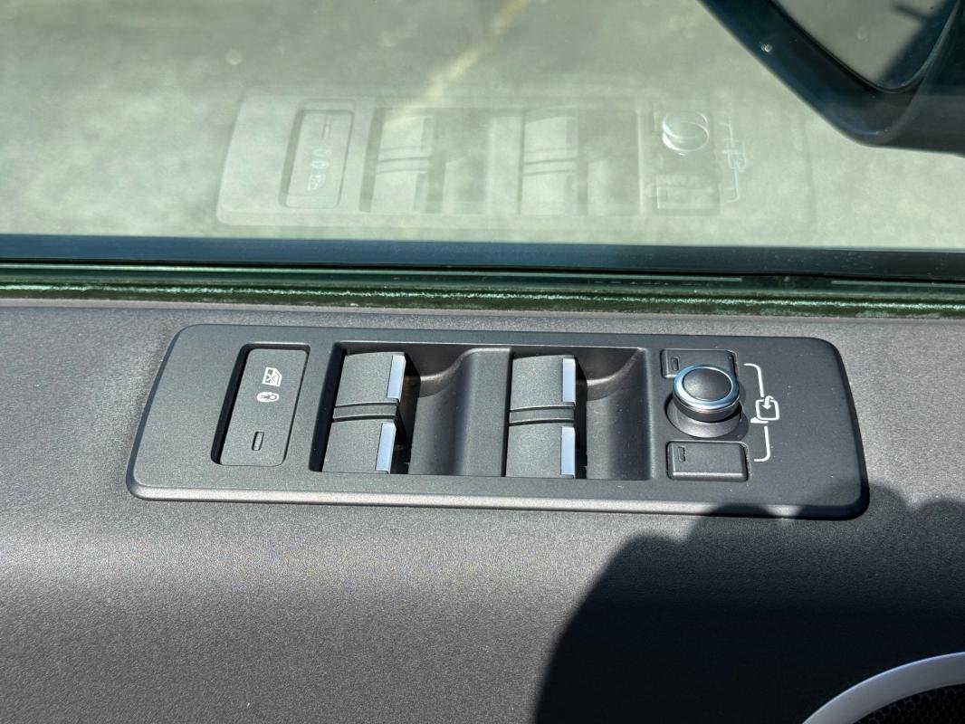 Land Rover Discovery - Photo 11