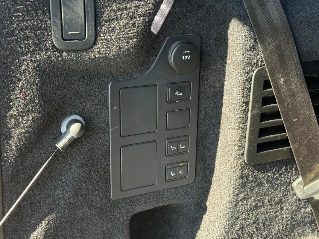 Land Rover Discovery - Photo 35