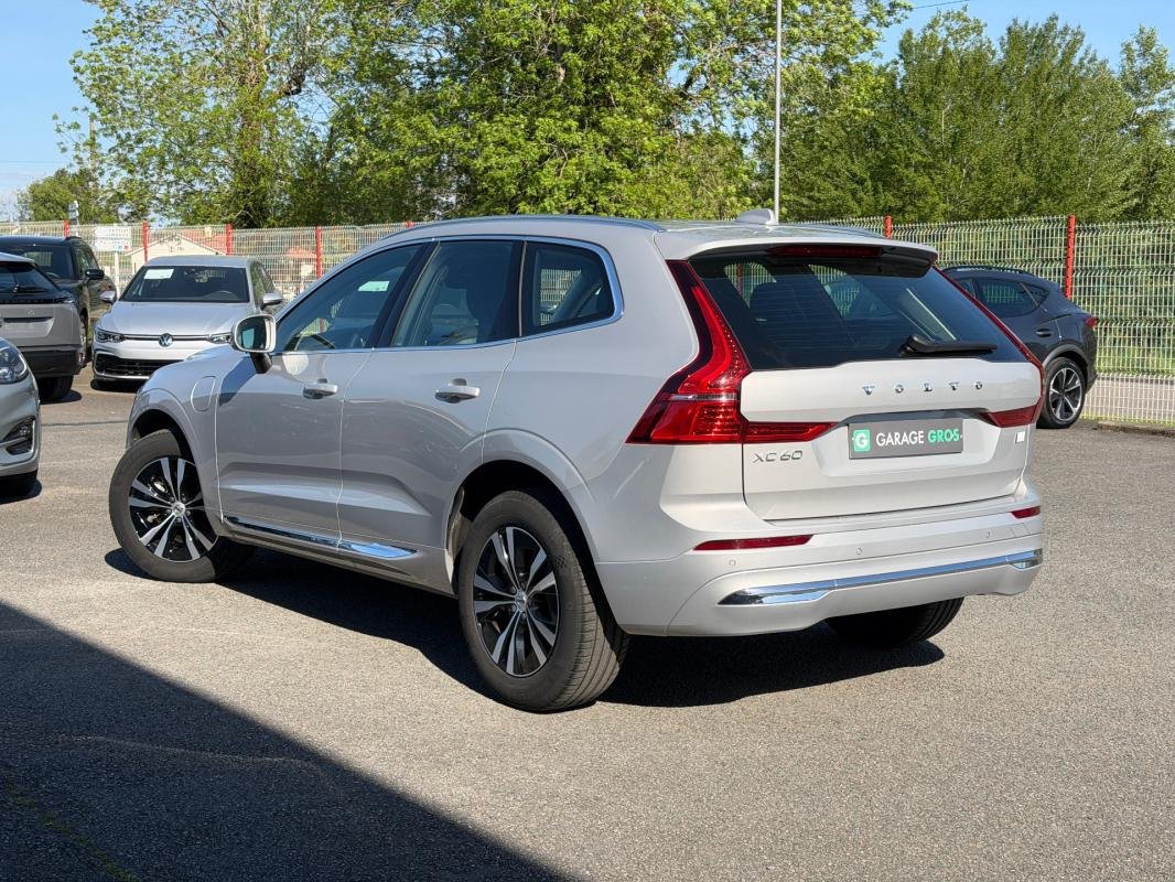 Volvo XC60 - Photo 2