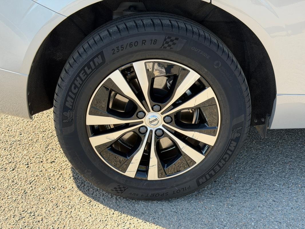 Volvo XC60 - Photo 28