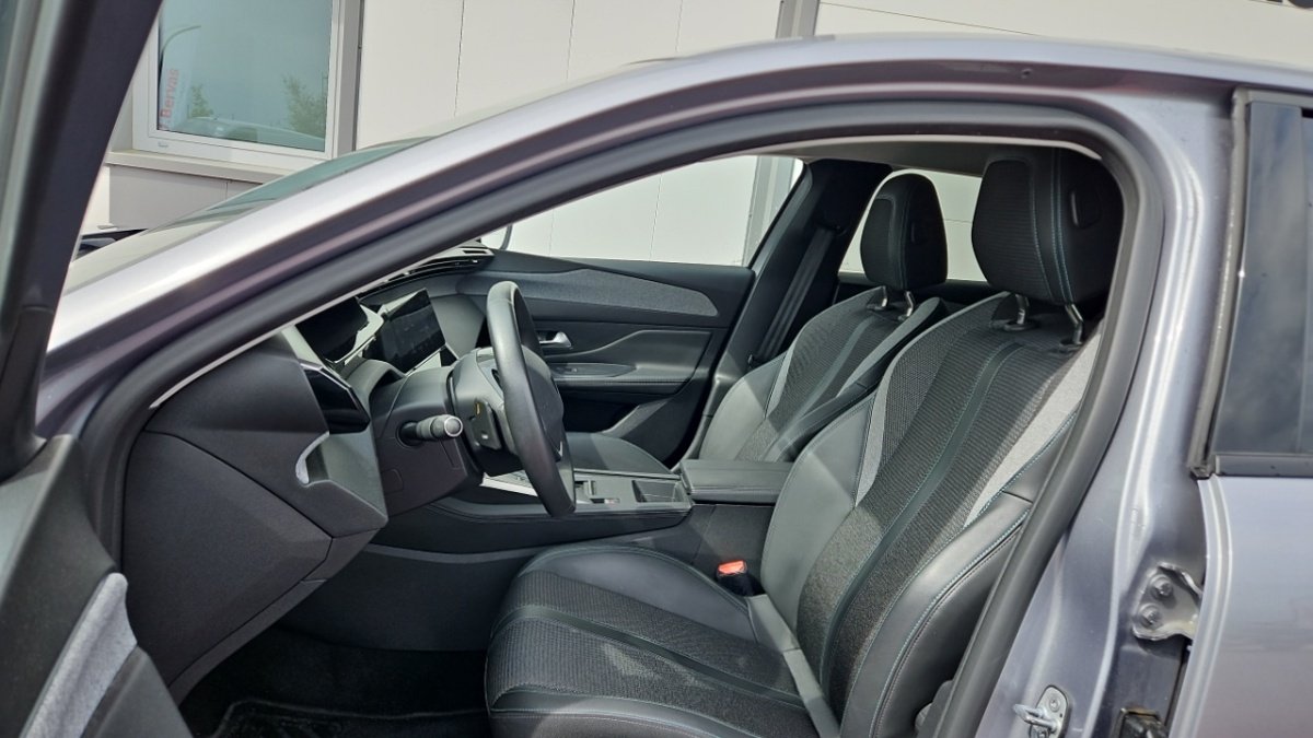 Peugeot 308 SW - Photo 13