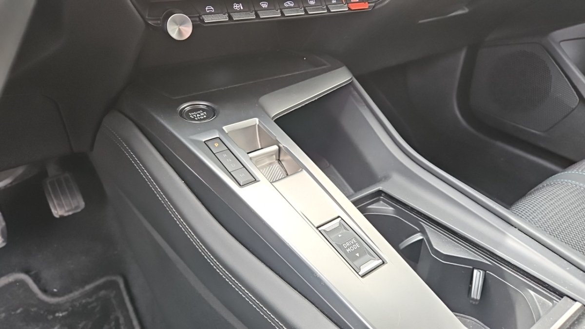 Peugeot 308 SW - Photo 24