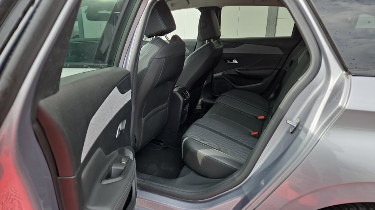 Peugeot 308 SW - Photo 10