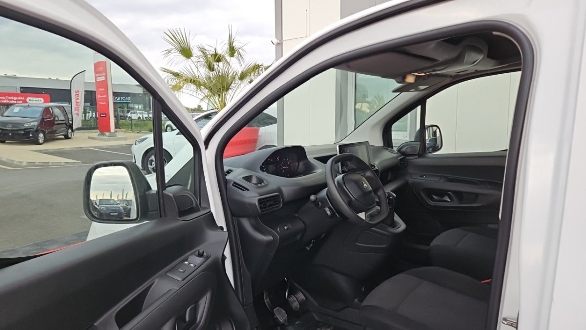 Peugeot Partner - Photo 12