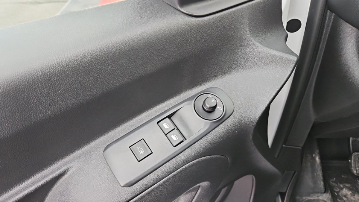 Peugeot Partner - Photo 22